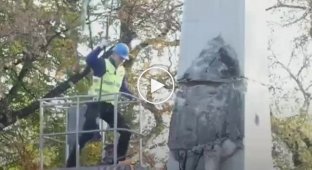 У Польщі демонтують пам'ятники російським солдатам