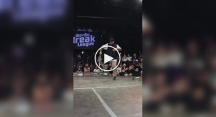 Талантливый одноногий танцор