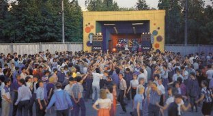 Вот она настоящая дискотека 80-х. СССР, 1989 год (5 фото)