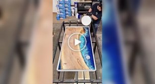 Эффектный стол по мотивам «Звездных войн»