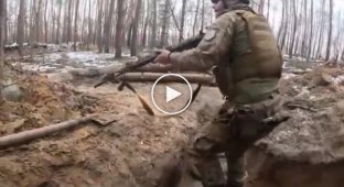 Shooting battle in the Serebryansky forest of the Luhansk region from the first person of a Brazilian volunteer fighting for Ukraine