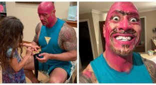 Dwayne "The Rock" Johnson showed his fans how much fun he spends time with his daughters (6 photos + 1 video)