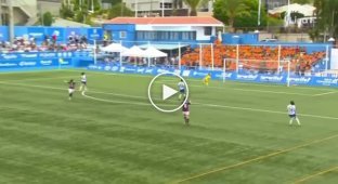 Excellent women's football in Spain - and a goal from 60 meters