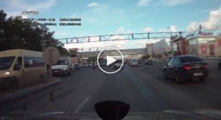 Три автомобиля столкнулись в Рязани