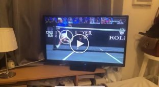 Funny fail while playing tennis