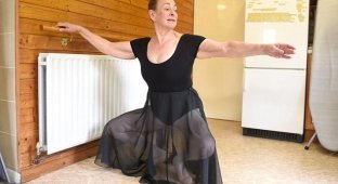 Бабушка из Великобритании в 71 год стала балериной (4 фото + 1 видео)