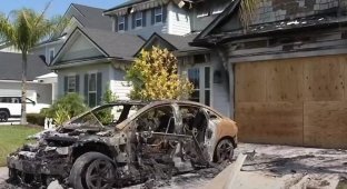 Electric Mercedes EQE spontaneously ignited and almost burned the whole house (2 photos + 1 video)