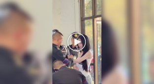 Ледибои в тайских военкоматах