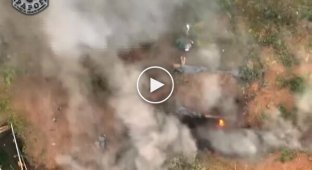 24th Separate Motorized Brigade fighters use drones to smoke out occupiers from dugouts