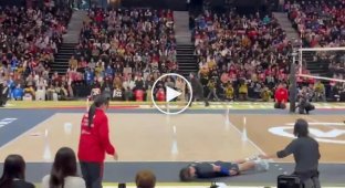 Японский волейболист оригинально извинился перед девушкой