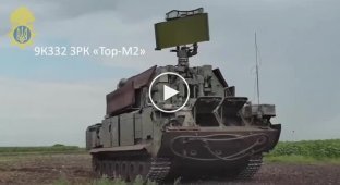 Окупанти вибігають із палаючого ЗРК Тор-М2 після успішної атаки українських дронів