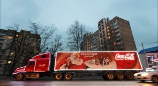 Кока-Кола караван по Киеву (17 фото + 3 видео)