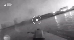 GUR special forces used a naval drone to destroy a high-speed enemy boat in Crimea