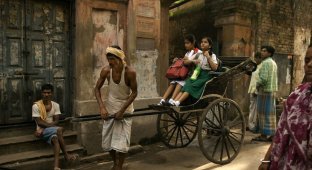 Рикши на улицах Калькутты (11 фото)