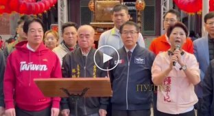 A man vomited in front of the President of Taiwan
