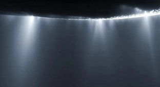 Энцелад — главный кандидат на роль дома для внеземной жизни (3 фото)