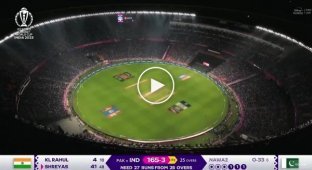 Впечатляющий стадион в Индии