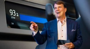 Керівник Ford попереджає про можливе зниження продажів електромобілів удвічі (3 фото)
