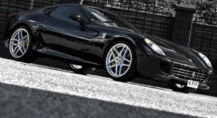 В ателье Kahn Design настроили Ferrari 599 GTB Fiorano (9 фото)