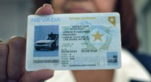 In the USA, the car passed the test and received a driver's license (2 photos + 1 video)