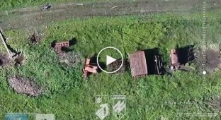 Drones of the Azov brigade eliminate Russian infantry in the Toretsk direction