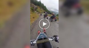 Гірський картинг: Шалений спуск на картах з бездоріжжя