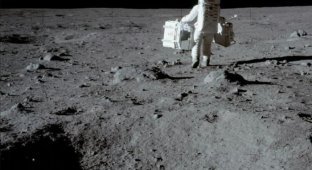 Первый человек на Луне (40 фотографий)