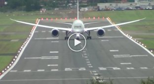 The steep takeoff of a dreamliner from a different angle. Boeing 787