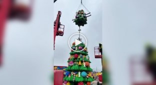 У Данії встановили ялинку з LEGO