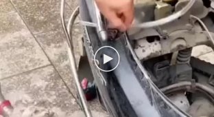 Life hack: how to drain gasoline from a tank