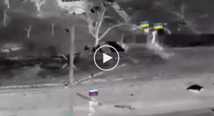 Ambush of two Ukrainian soldiers on a Russian soldier in the village of Berdychi, Donetsk region