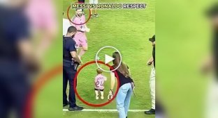 Messi and Ronaldo: respect on and off the pitch