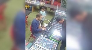 Коллекционер поймал вора с поличным