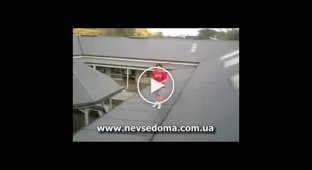 Неудачный прыжок с крыши