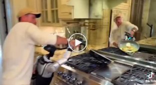 Парень пожалел, что оставил робота у плиты