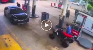 A woman almost managed to stop a robber on an ATV