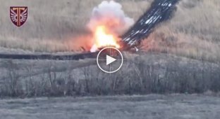 Воины 77 отдельной аэромобильной бригады уничтожили российскую БМП