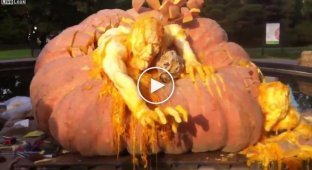 Потрясающая скульптура к хэллоуину