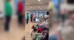 Обычный день в доме престарелых
