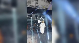 Корейский актер, игравший Иисуса, эффектно вознесся в небо