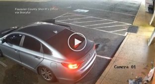 В США девять грабителей приехали на дело в одной машине