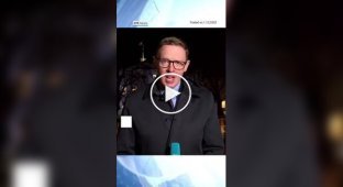 Журналист поймал падающее оборудование в прямом эфире