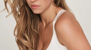 Сідні Суїні в нижній білизні Syrn (8 фото)