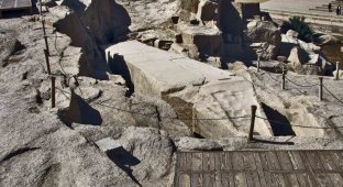 Асуанский карьер. Что случилось с обелиском? (18 фото + 1 видео)