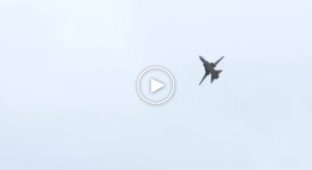 Український бомбардувальник Су-24М із британськими крилатими ракетами Storm Shadow