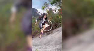 A girl tested the durability of shoes in extreme conditions