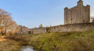 In England you can buy a 900-year-old ancient castle for $12 million (9 photos)