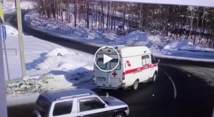 Пьяный водитель устроил ДТП с автомобилем скорой помощи в Иркутской области