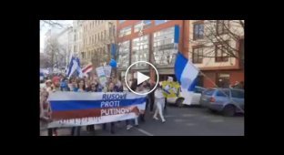 Марш Русские против Путина в Праге сегодня