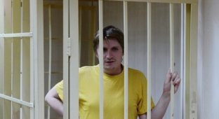 Блогера Владислава Синицу приговорили к 5 годам колонии за твит (2 фото)